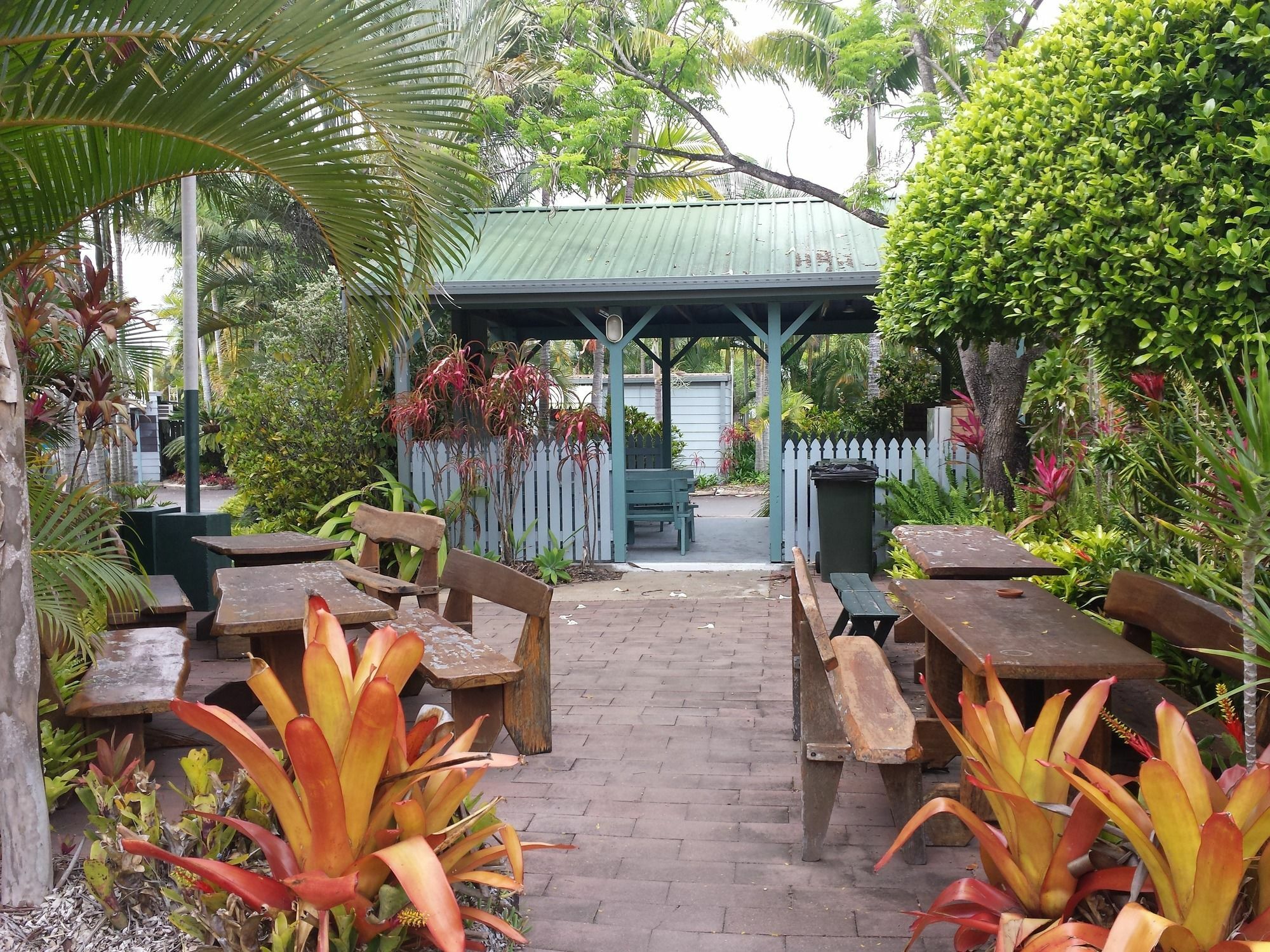 Cane Village Holiday Park Bundaberg Exterior foto